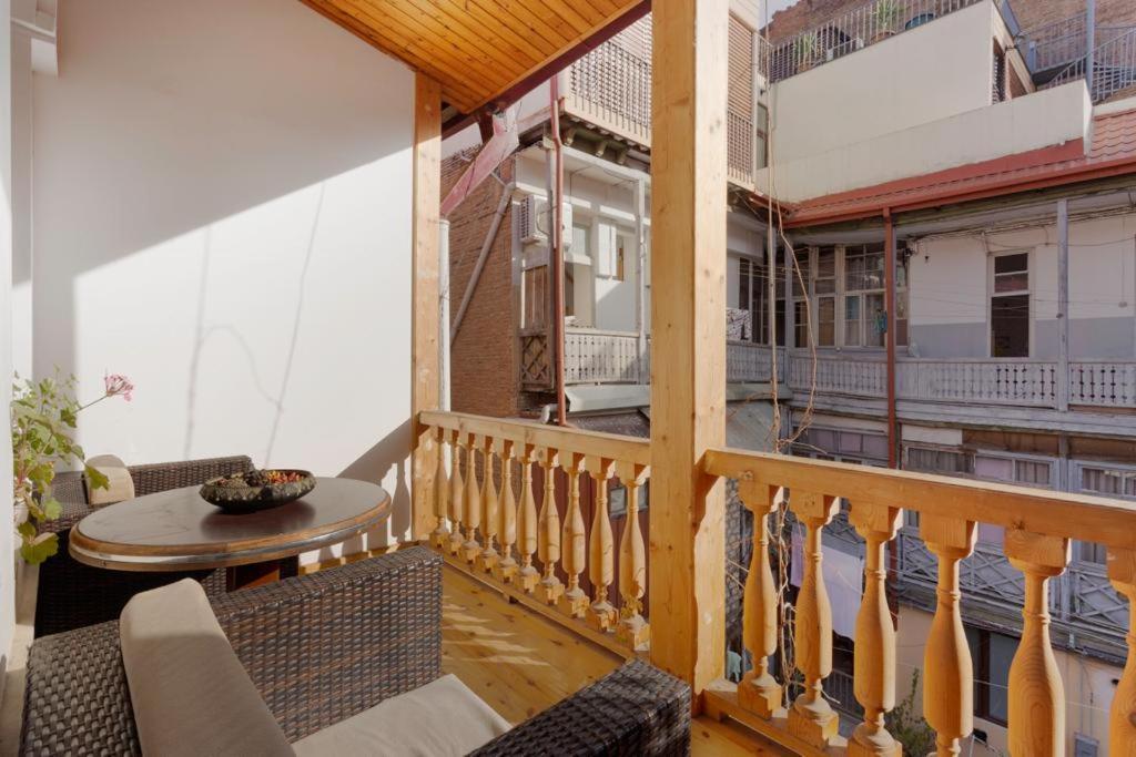 Apartmán Duplex Opera 3 Tbilisi Exteriér fotografie